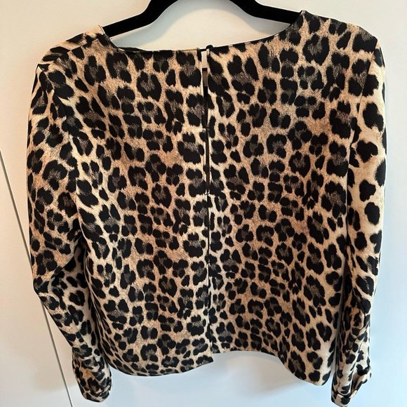 Zara Basic Shirt - Picture 3 of 3